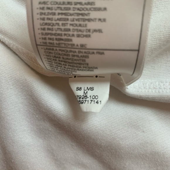 Nike woman’s tank top white - Picture 8 of 9